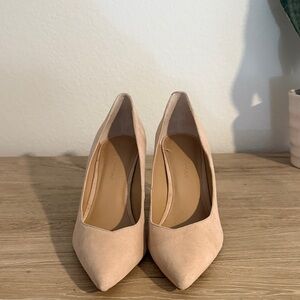 Banana Republic Nude Heels